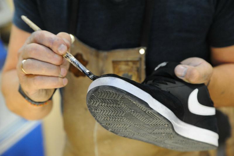 Ремонт обуви