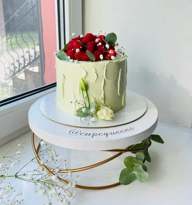 Доставка торта