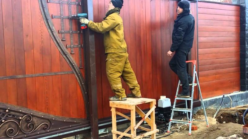 Монтаж кованых ворот