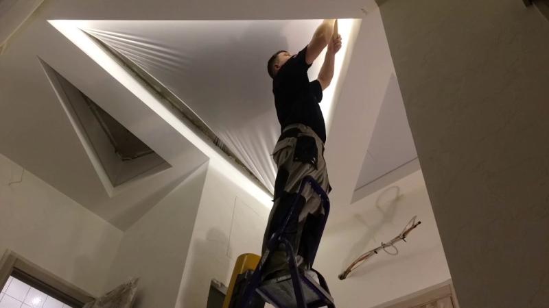 Установка натяжного потолка