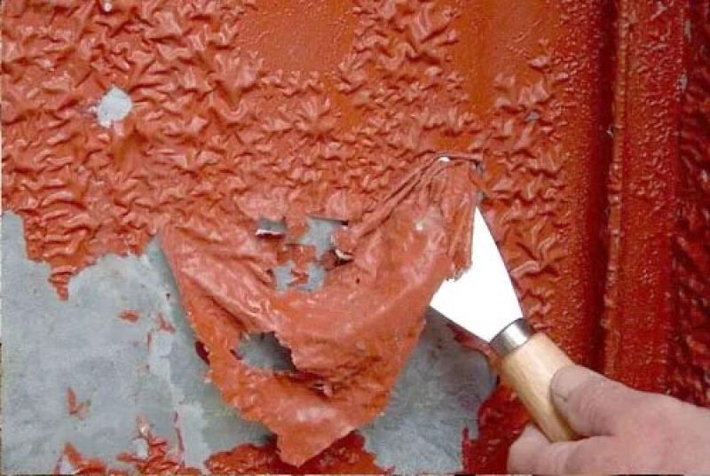 Удаление старой краски со стен