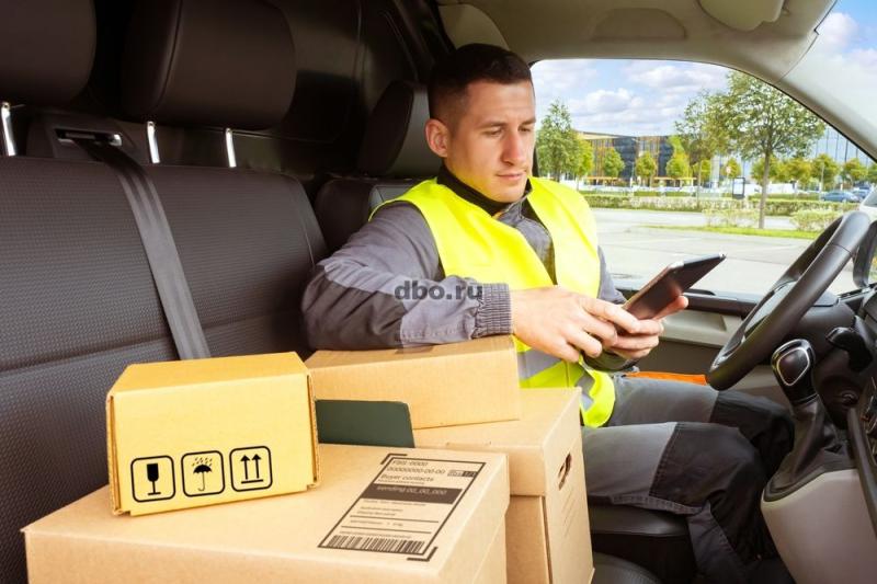 Курьер с личным авто.
